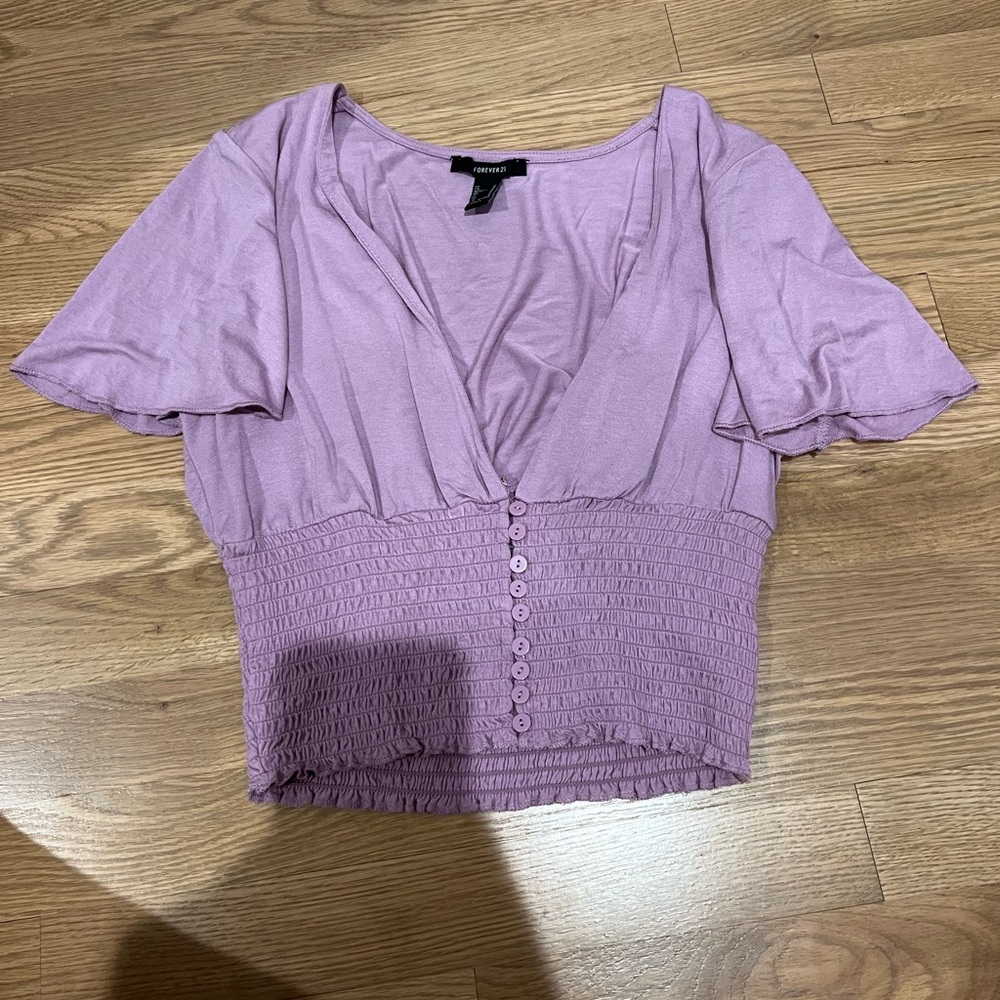 Forever 21 low cut crop top. In light purple color
